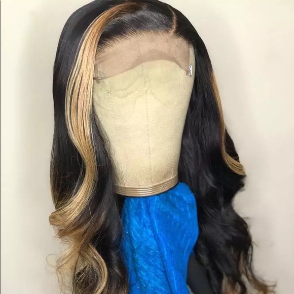 Wigs - Picture 2 of 8